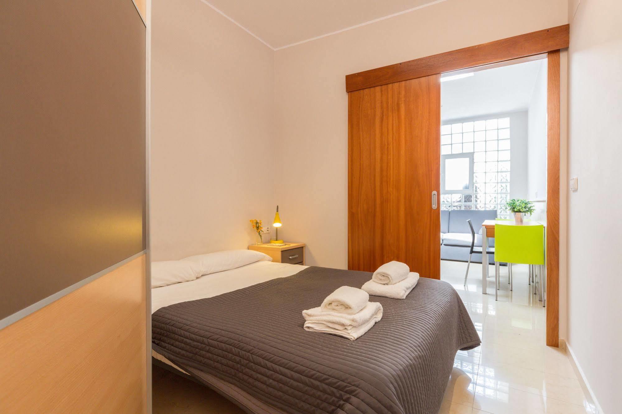 Lodging Apartments City Center-Eixample Barcelona Zewnętrze zdjęcie